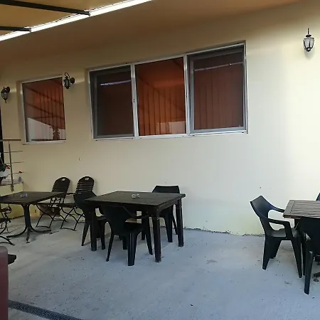 Axel Guest house
