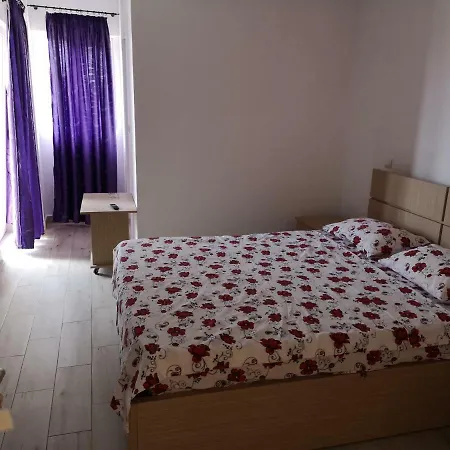Guest house Axel 2*